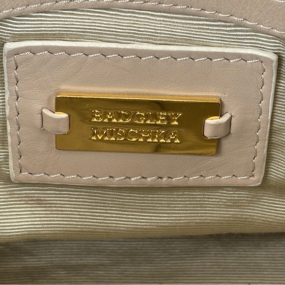 Badgley Mischka Shoulder Bag Nude with Black Patent Details and Gold Hardware - Picture 6 of 15